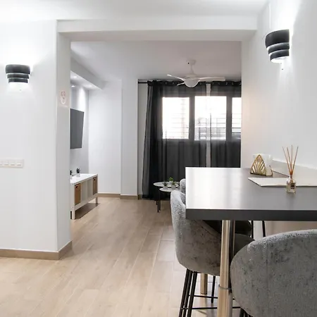 Centro Con Jacuzzi D Апартаменты *
